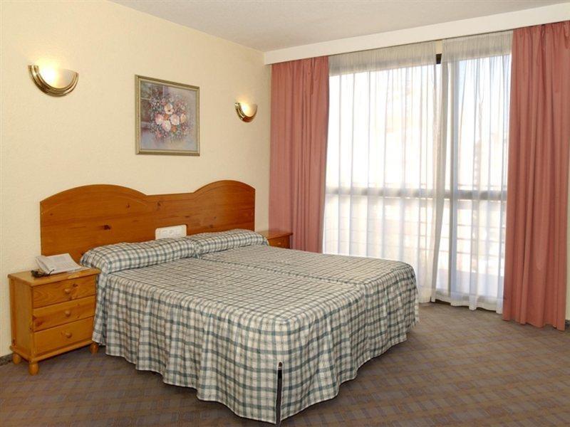 Kross Medina Azahara Torremolinos Dış mekan fotoğraf